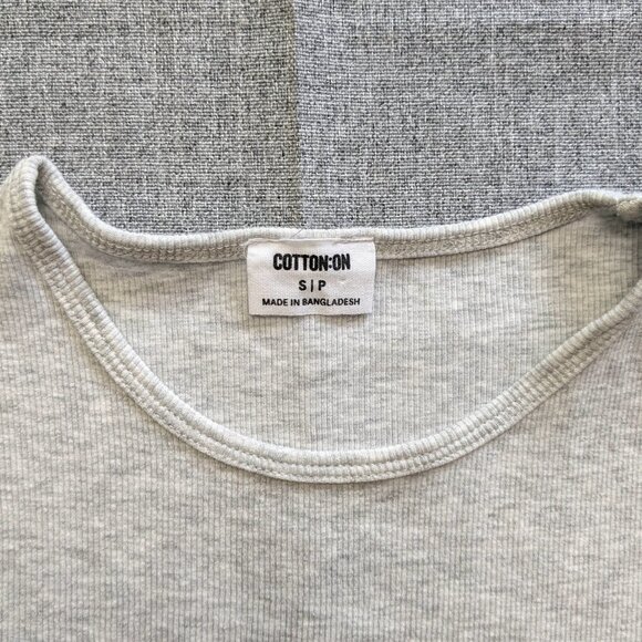 Cotton On Stretch Gray T-shirt - Picture 3 of 3